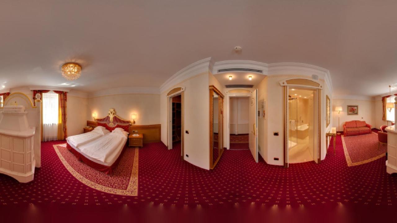 Cityhotel Goldener Adler B&B Klausen Exteriör bild