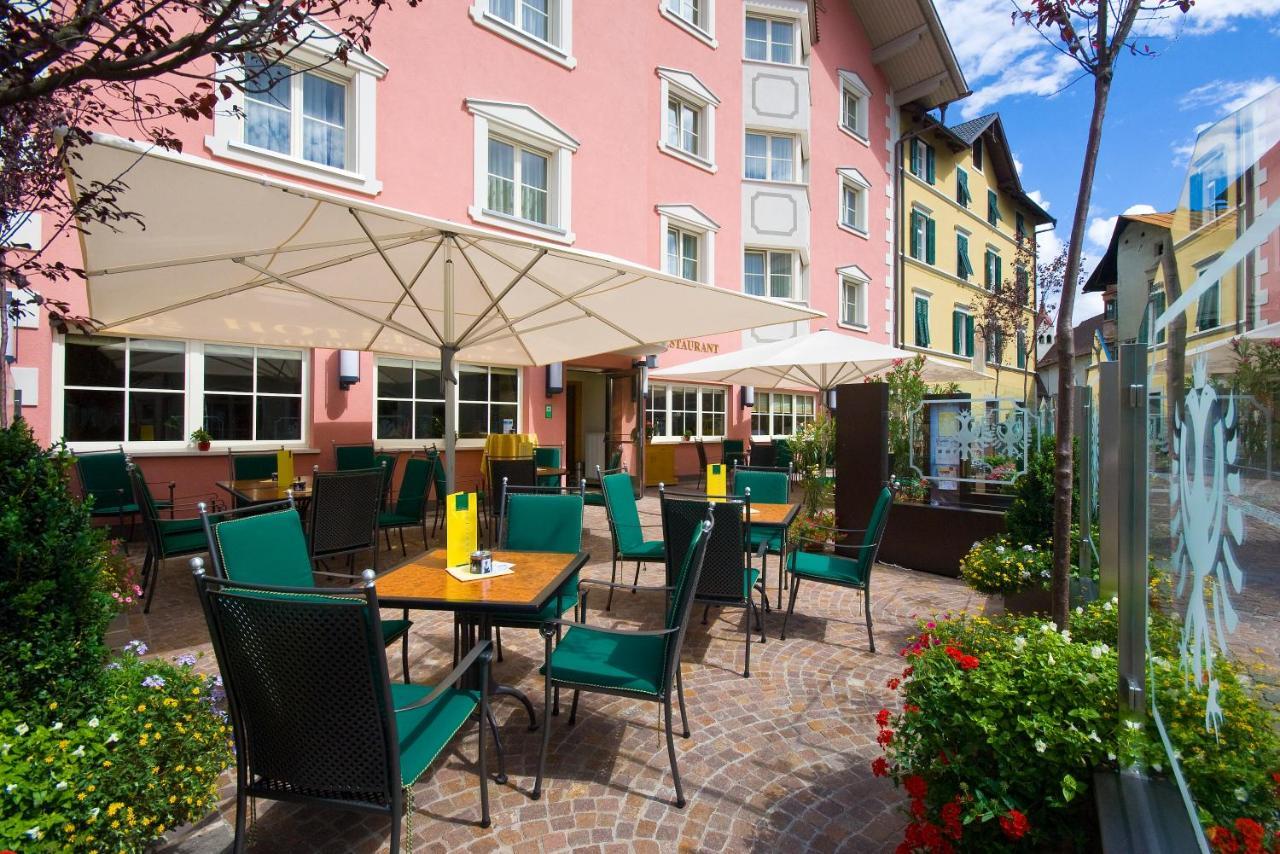 Cityhotel Goldener Adler B&B Klausen Exteriör bild